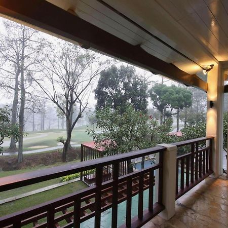 Taman Dayu Golf Club And Resort Prigen Exterior photo