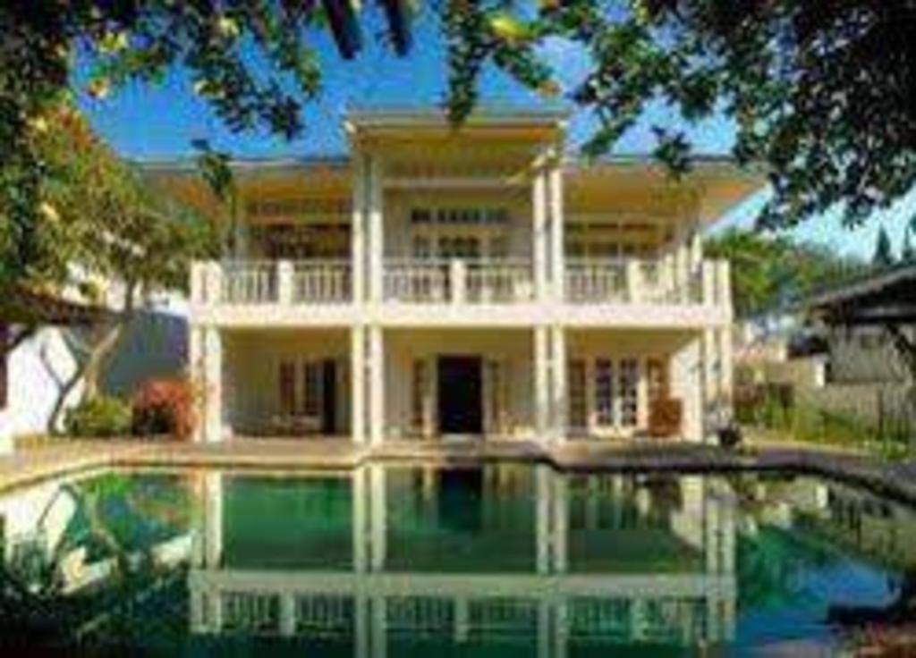 Taman Dayu Golf Club And Resort Prigen Exterior photo
