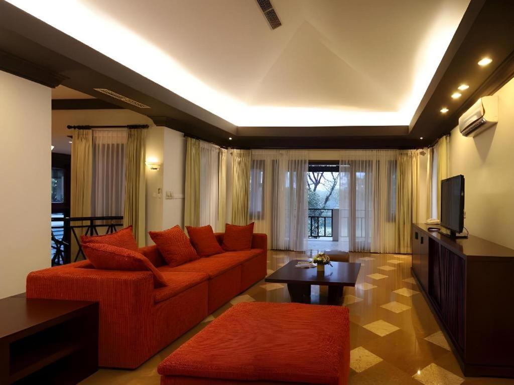 Taman Dayu Golf Club And Resort Prigen Exterior photo